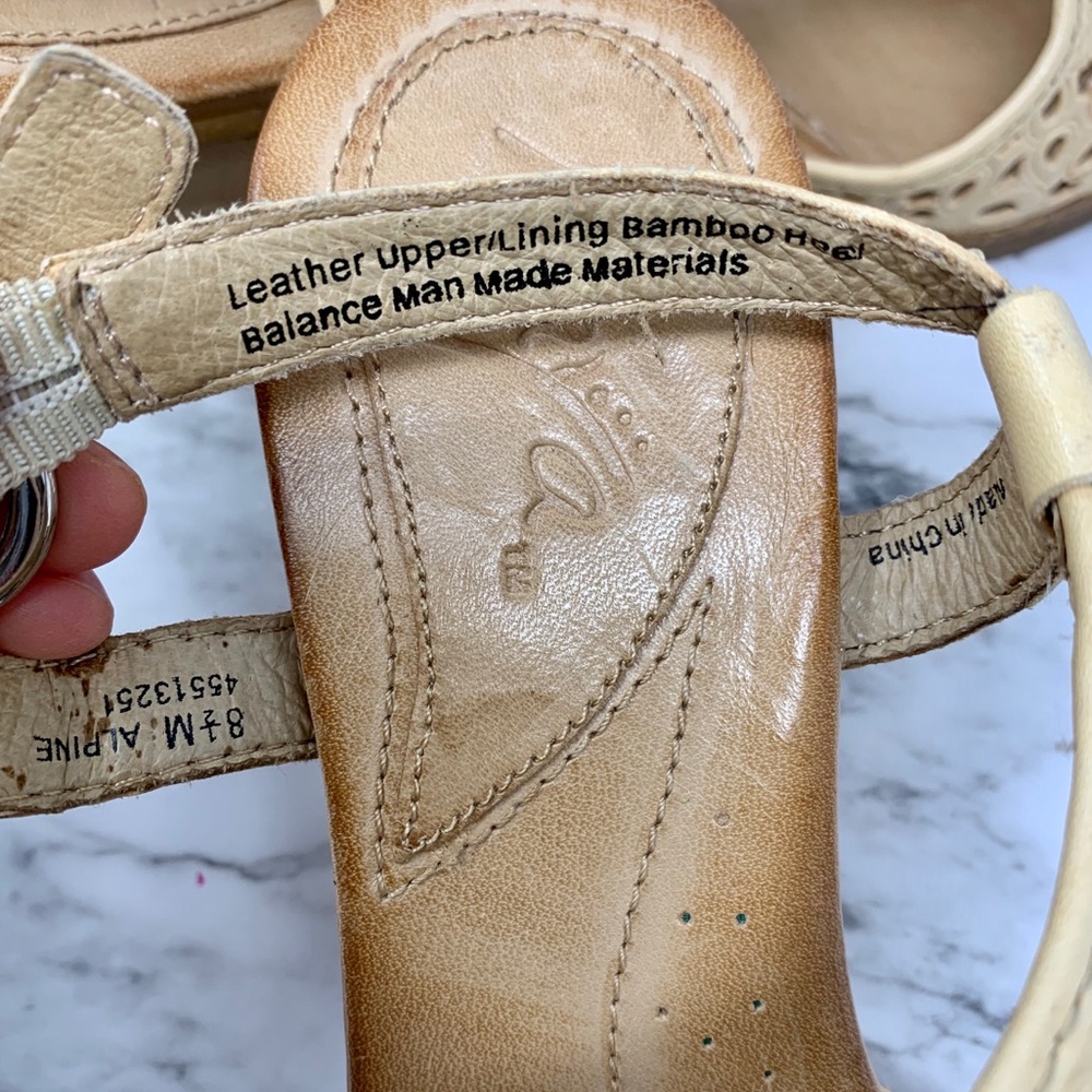 Naya Alpine Laser Cut Tan Leather Slingback Sandal Pumps 8.5 Classic Boho Summer - Picture 12 of 16